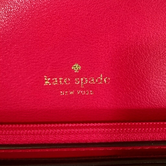 Kate Spade black w hot pink lining wallet NWT - Picture 2 of 3